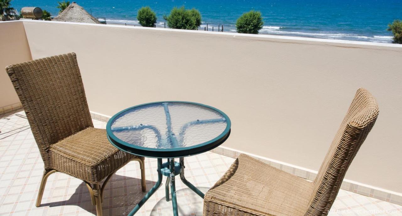 Alexandra Seaside Villas Platanés Екстериор снимка